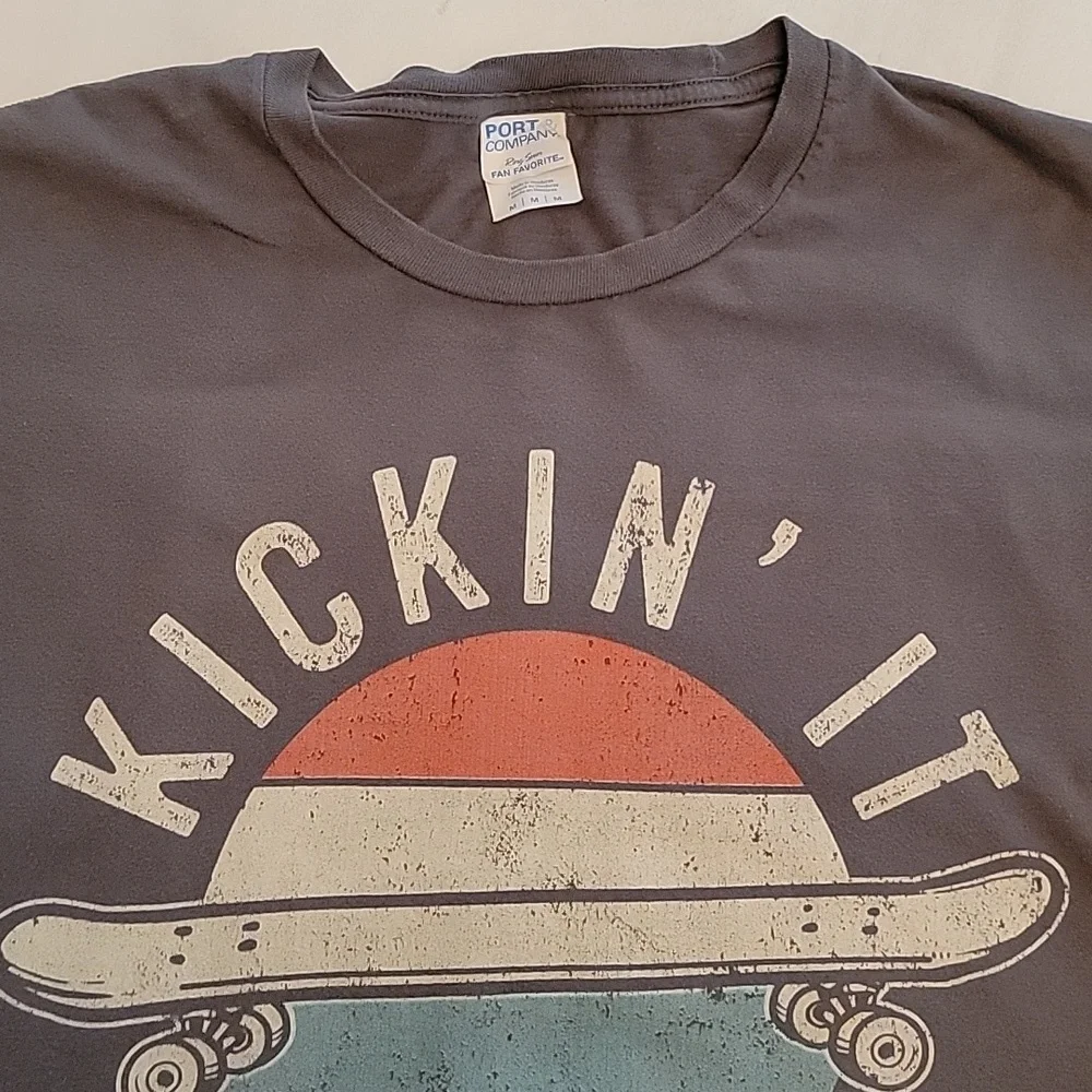 Kickin'It Short Sleeve - Picture 4 of 5
